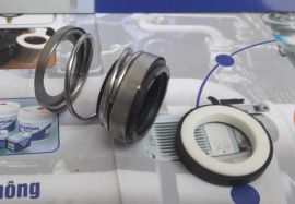 Hút chân không 09