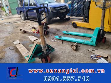 Dịch vụ sửa chữa mua bán xe nâng tay tại Dĩ An – Bình Dương