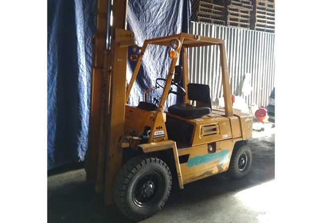 Komatsu 2.5 tấn Số sàn